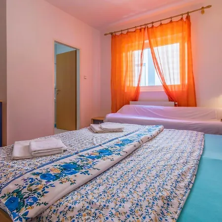 In 41530 Apartament *
