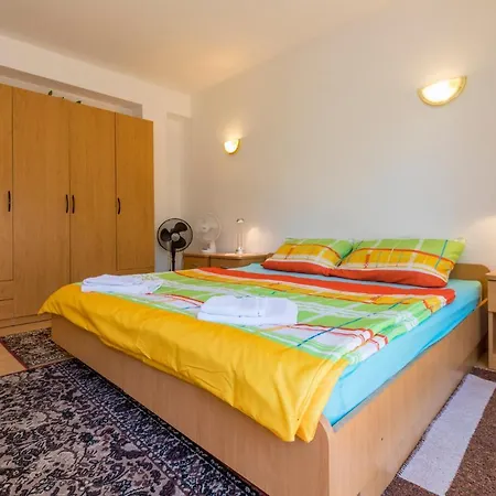 In 41530 *