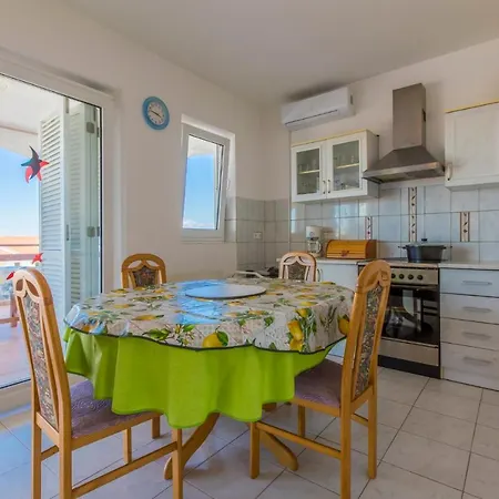 Apartament In 41530